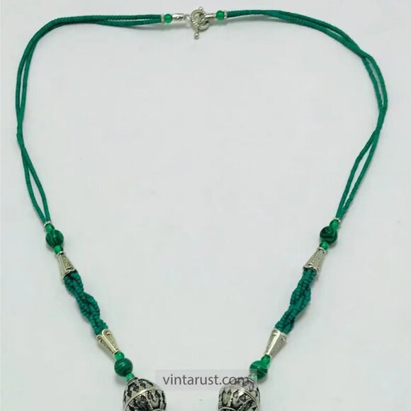 Bohemian Beaded Chain Necklace with Dangling Tassel Pendant, Green Beaded - Picture 5 of 11